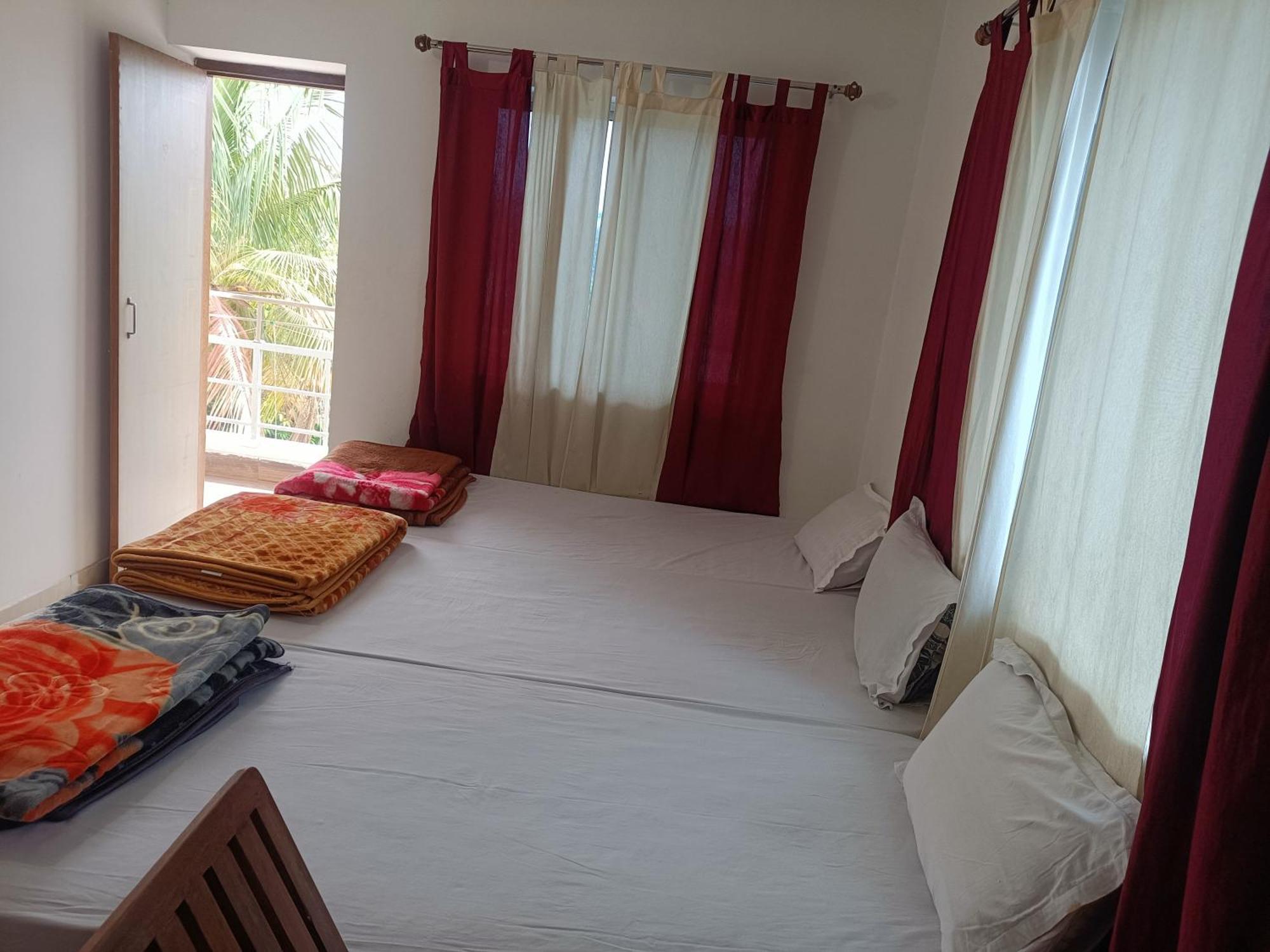 The Gupta Guest House Bodh Gaya Exterior foto